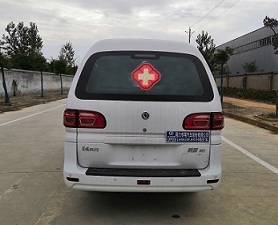 程力威牌CLW5020XJHCD6型救護(hù)車(chē)